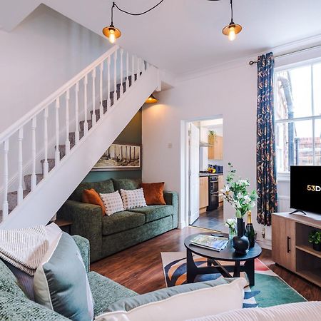 New! Stunning 2-Bed City-Centre Home In Chester By 53 Degrees Property - Ideal For Couples & Groups - Sleeps 6! Eksteriør bilde